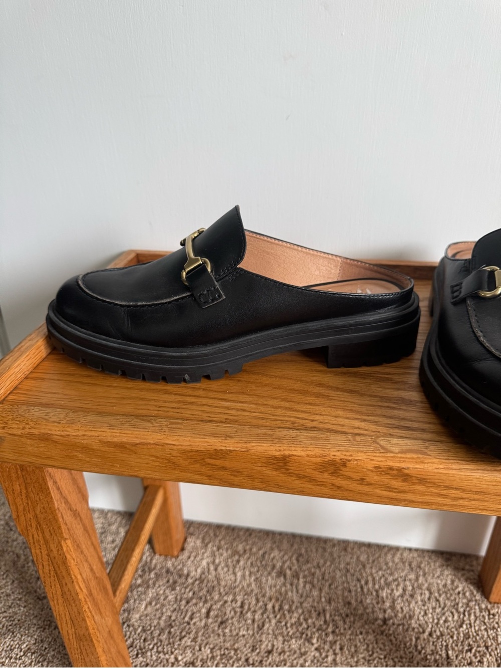 Madewell Black Leather Lug Sole Mule with Gold Bit - Picture 5 of 5